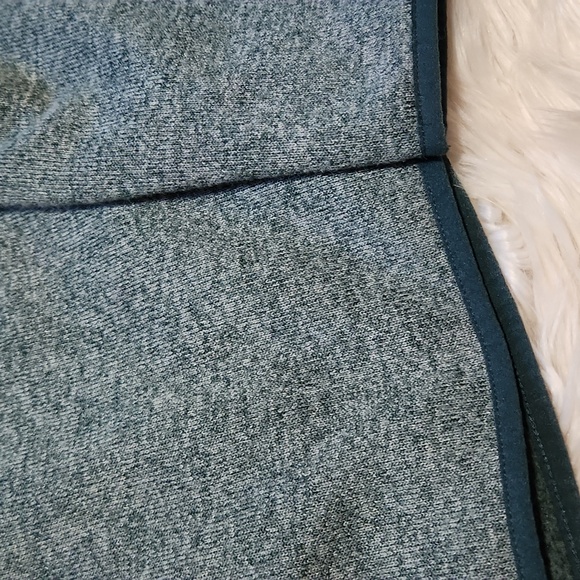 Men's J Crew half zip fleece pullover- medium - Picture 3 of 9